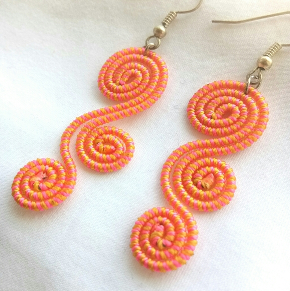 2/$8 NWOT Artisan Swirl Earrings Orange/Pink - Picture 2 of 2